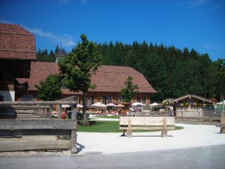 Animal Paradise known from TV