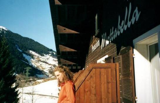 Nice cosy hotel close to the ski-lift